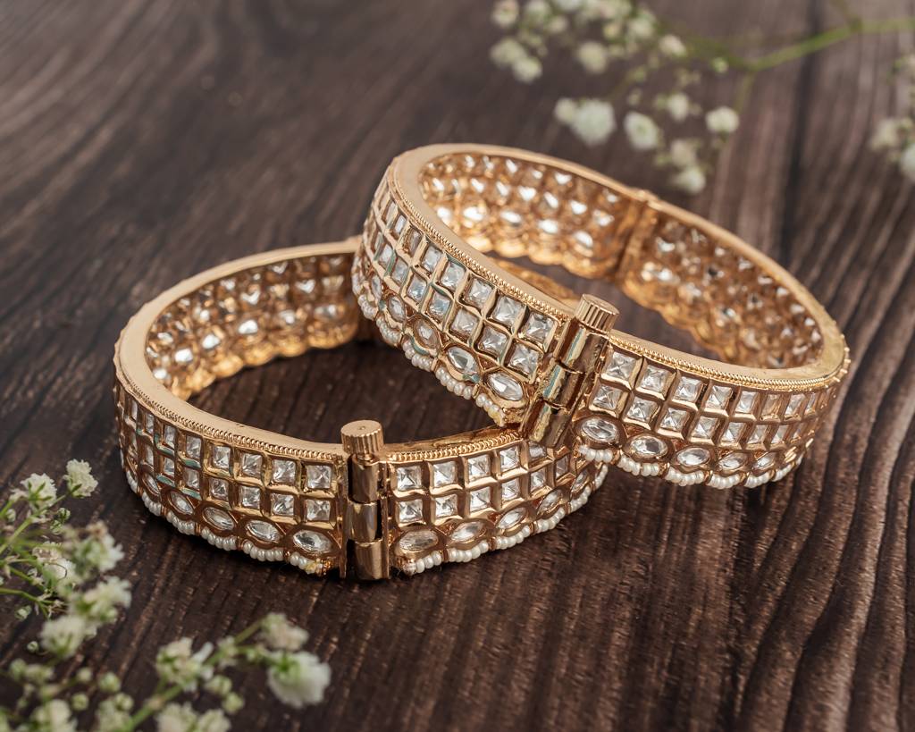 Vivinia By Vidhi Mehra Ismarrah 2.0 Gold Plated Kundan/Polki Bangles ( Set Of 2 )-Vb751 : VB751