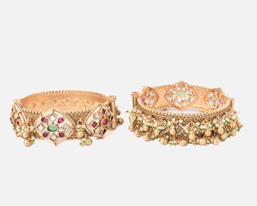 Vivinia By Vidhi Mehra Ismarrah 2.0 Gold Plated Temple Bangles ( Set Of 2 )-Vb754 : VB754