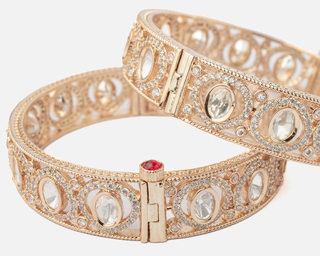 Vivinia By Vidhi Mehra Ismarrah 2.0 Gold Plated Synthetic Stone Bangles ( Set Of 2 )-Vb765 : VB765
