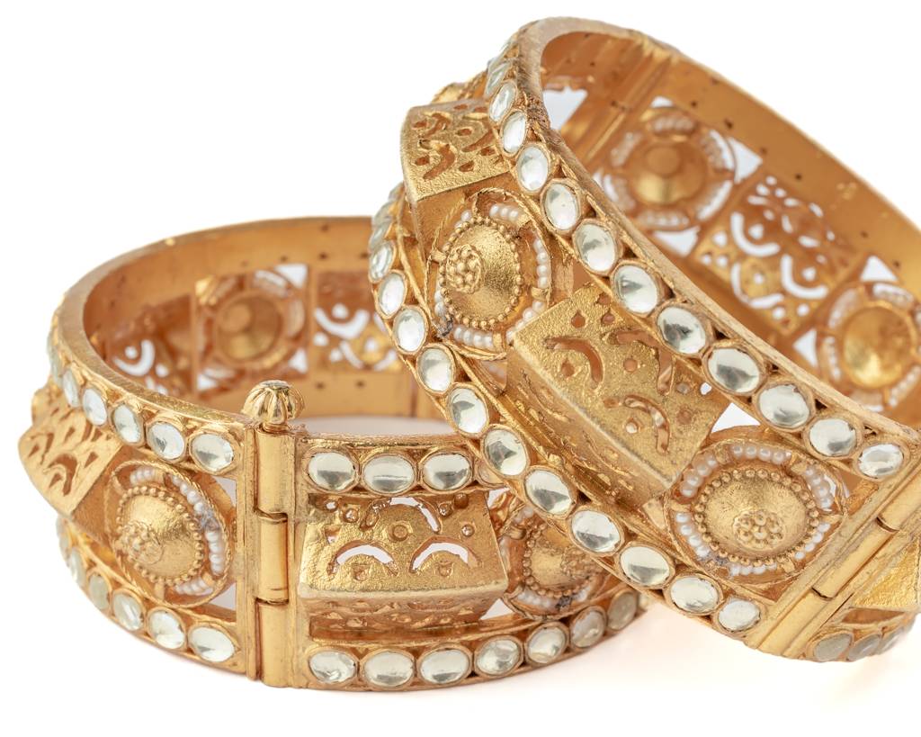 Vivinia By Vidhi Mehra Gold Plated Womens Kundan, Polki Pair Of Bangles-Vb784 : VB784