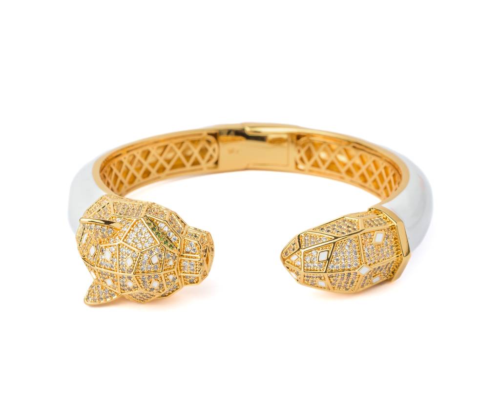Vivinia By Vidhi Mehra Florence Gold Plated White Womens Kada -Vb790 : VB790