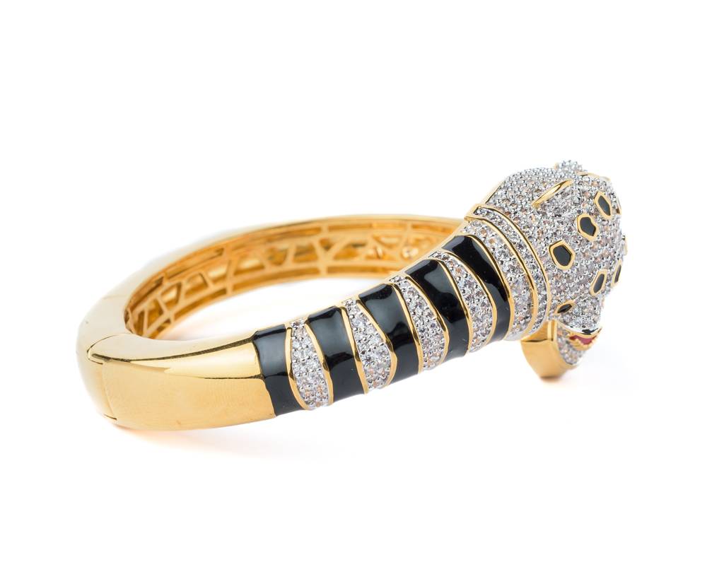 Vivinia By Vidhi Mehra Florence Gold Plated Pink Womens Kada -Vb791 : VB791
