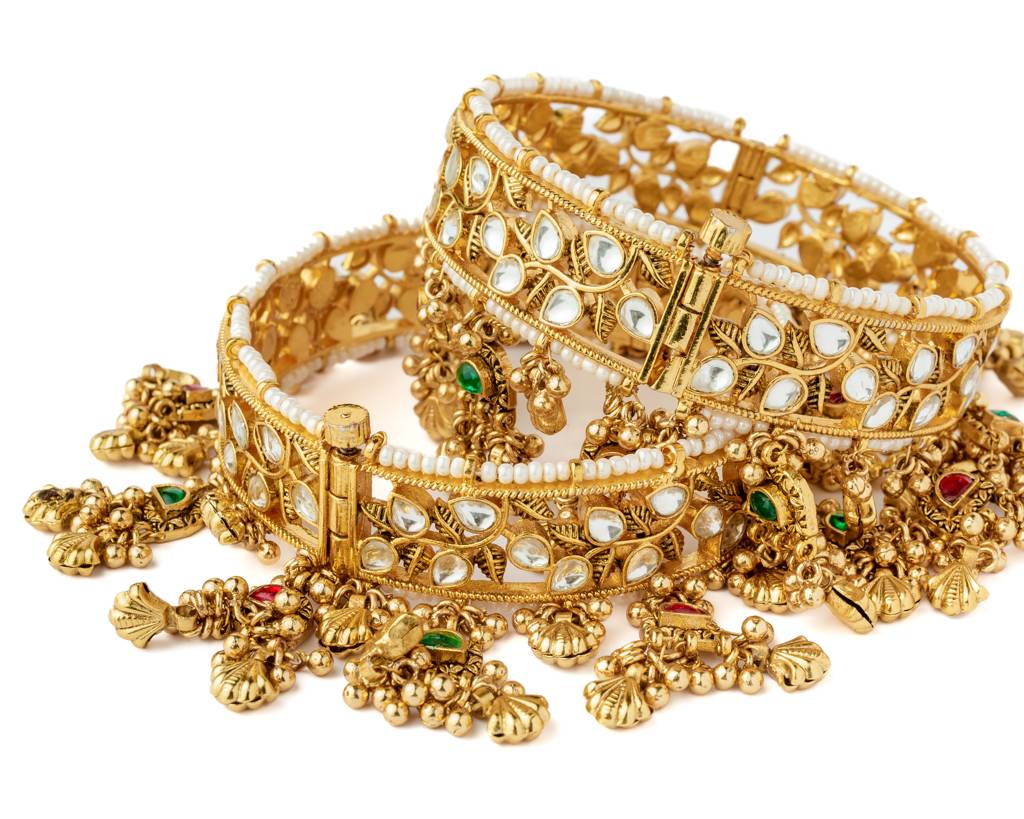 Vivinia By Vidhi Mehra Gold Plated Multicolored Womens Kundan, Polki Pair Of Bangles-Vb800 : VB800