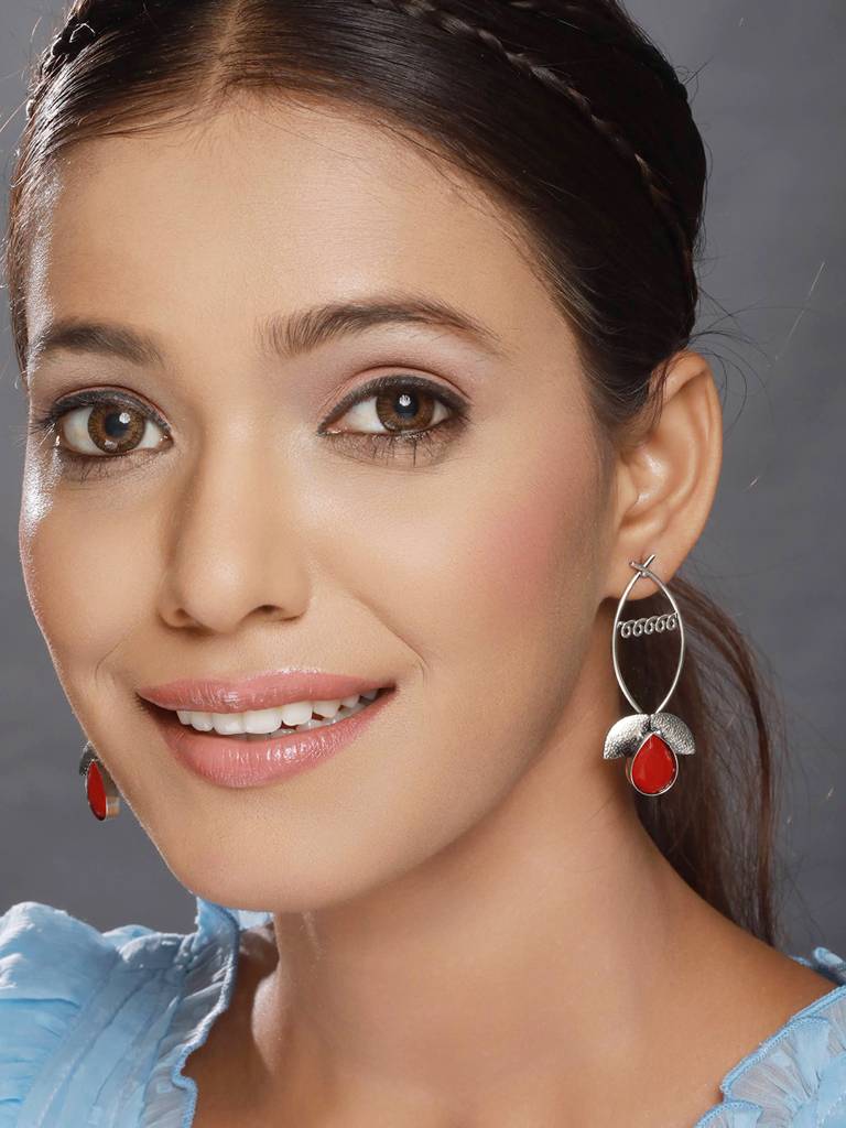 Red Stone Studded & Lef Shaped Contemporary Drop Earrings : EAR-JS23-30253