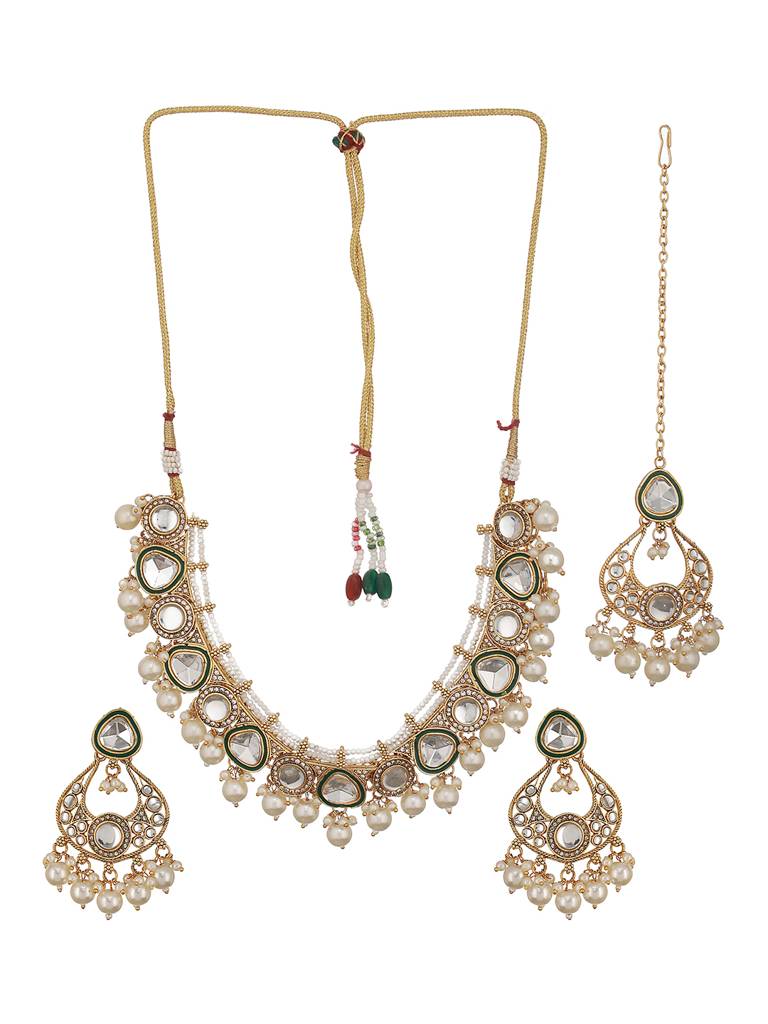 Gold-Plated White Kundan-Studded & Pearl Beaded Choker Jewellery Set : NL-JS23-40344