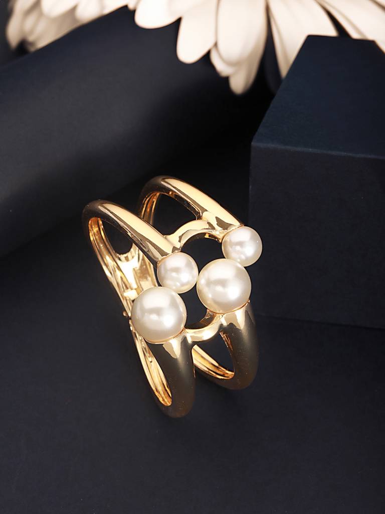 Anti-Tarnishgold Plated Big Pearl Studded Cuff Kada Bracelet : STBR8098