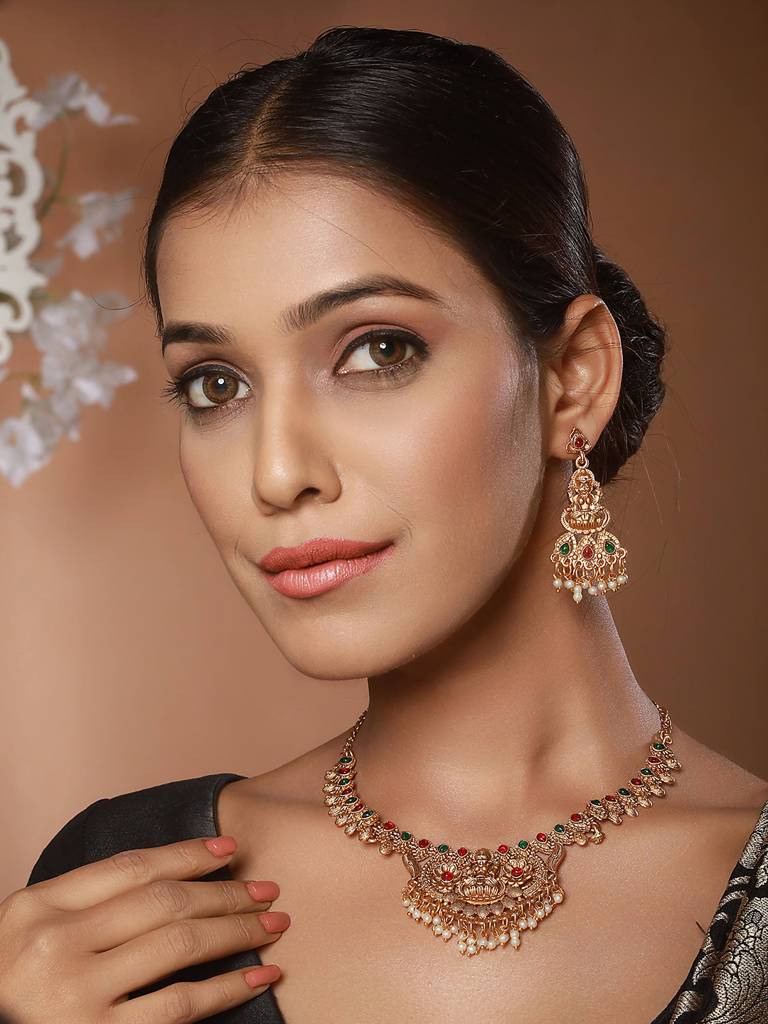 Jazz And Sizzle Gold-Plated Stones Studded & Beads Beaded Temple Necklace With Earrings : NL-JS23-40350