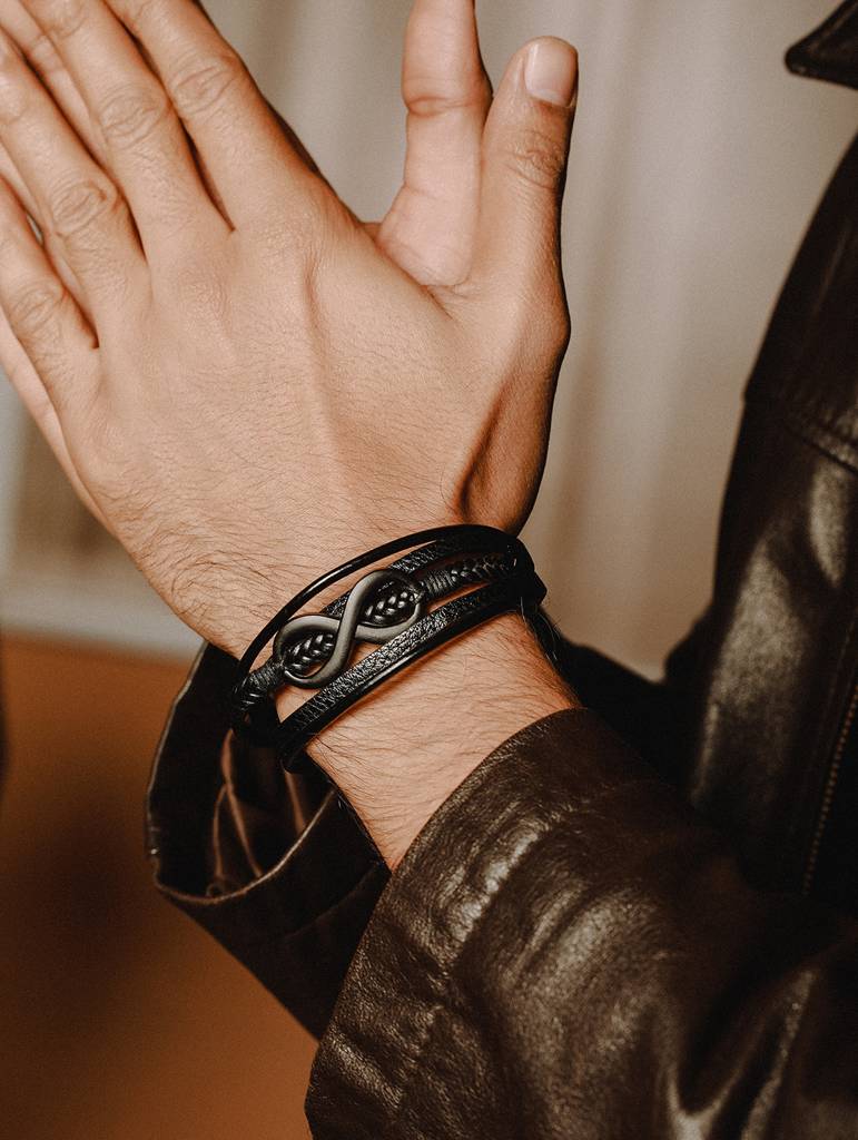 Men'S Leather Multistrand Bracelet : JSMBR41