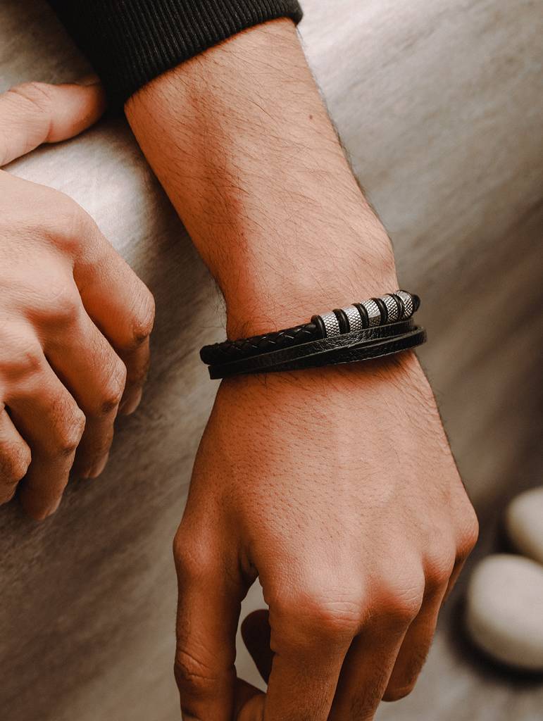 Men Leather Multistrand Bracelet : JSMBR42
