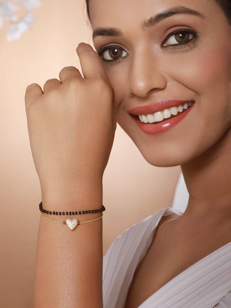 Gold-Plated Beaded Wraparound Heart Shaped Mangalsutra Bracelet : MGS-JS23-50029