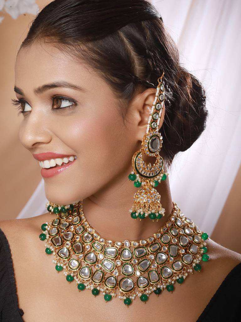 Gold-Plated Green & White Kundan-Studded & Beaded Handcrafted Jewellery Set : NL-JS23-40343