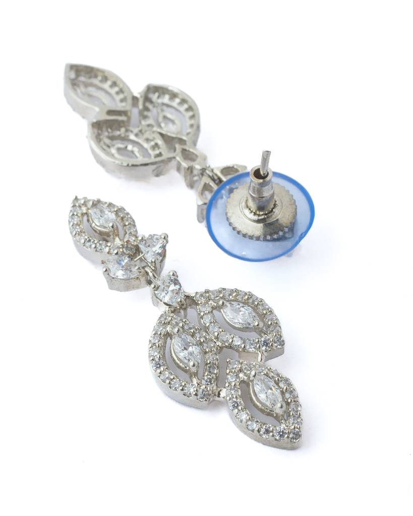 Vivinia By Vidhi Mehra Silver Plated Womens Pair Of Drop Earrings-Ve058 : VE058