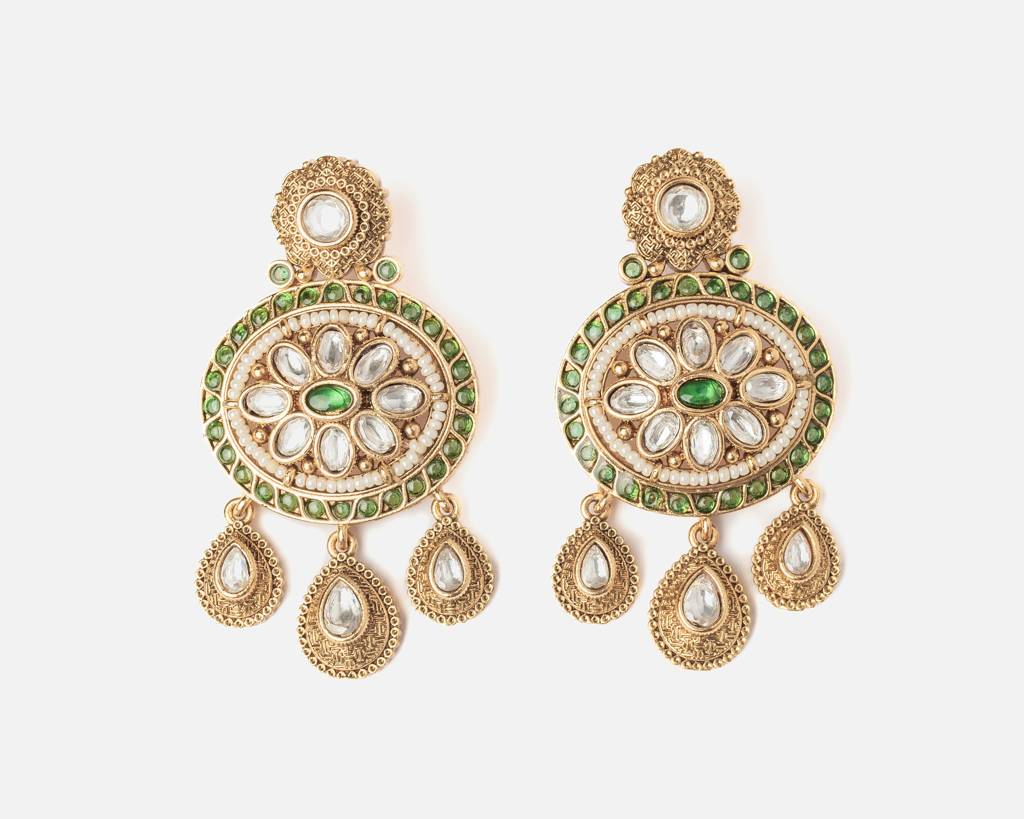 Vivinia By Vidhi Mehra Ismaarh 2.0 Gold/Green Womens Pair Of Chandbali Earrings-Ve1005 : VE1005