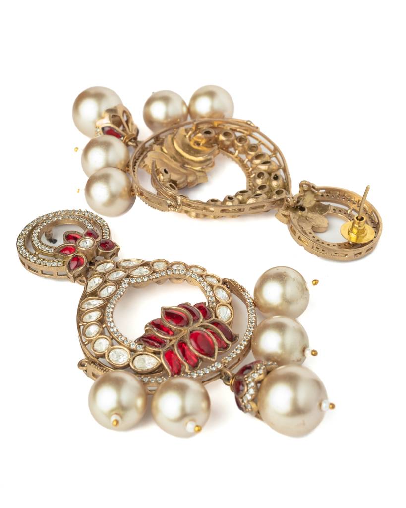 Vivinia By Vidhi Mehra Gold Plated Red Womens Synthetic Stone Pair Of Earrings-Ve1050 : VE1050
