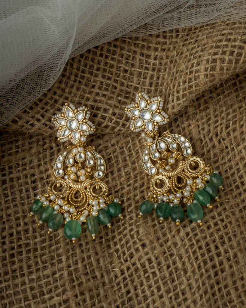 Vivinia By Vidhi Mehra Gold Plated Green Womens Kundan, Polki Pair Of Earrings-Ve1053 : VE1053