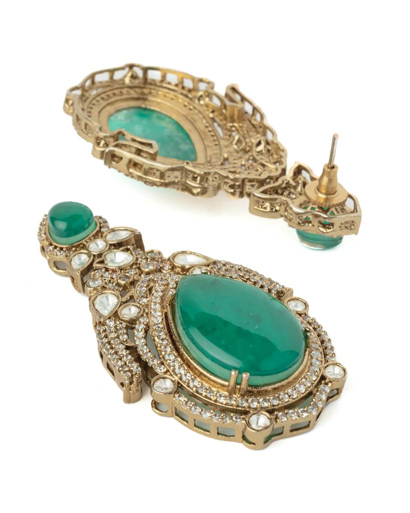 Vivinia By Vidhi Mehra Gold Plated Green Womens Synthetic Stone Pair Of Earrings-Ve1054 : VE1054