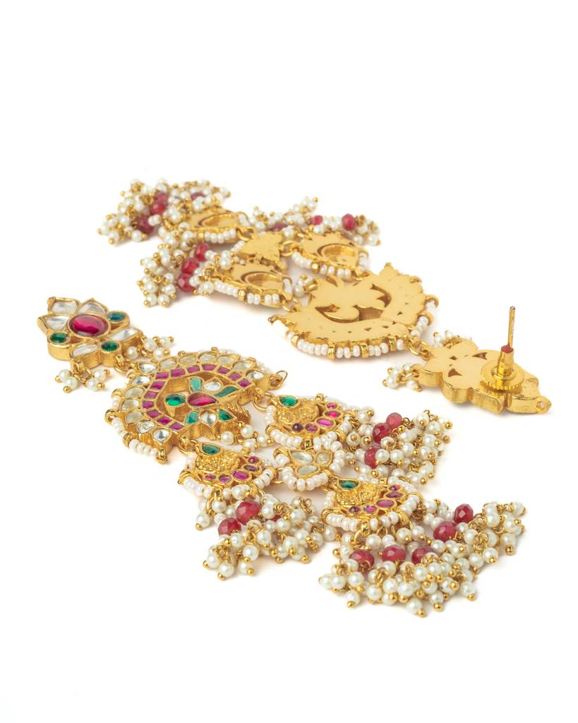Vivinia By Vidhi Mehra Gold Plated Red Womens Synthetic Stone Pair Of Earrings-Ve1061 : VE1061