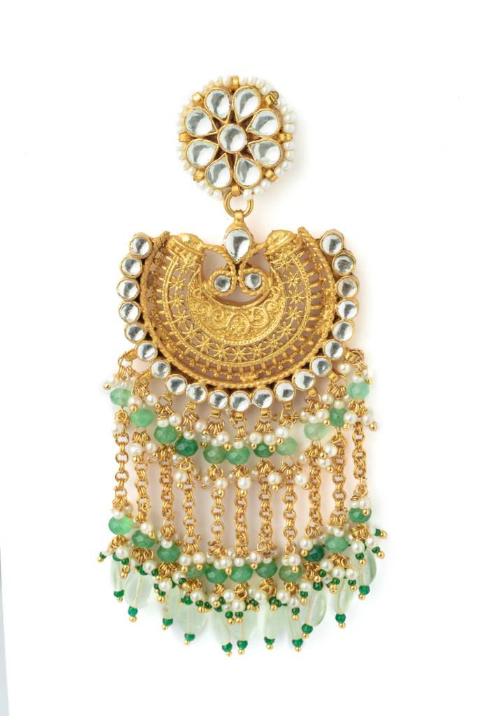 Vivinia By Vidhi Mehra Gold Plated Green Womens Synthetic Stone Pair Of Earrings-Ve1091 : VE1091