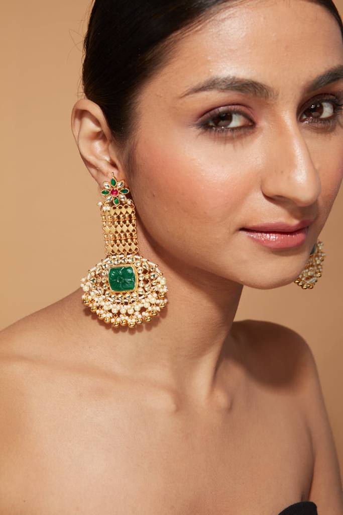 Gold Plated Kundan With Synthetic Emerald Dangle Earrings : VE350