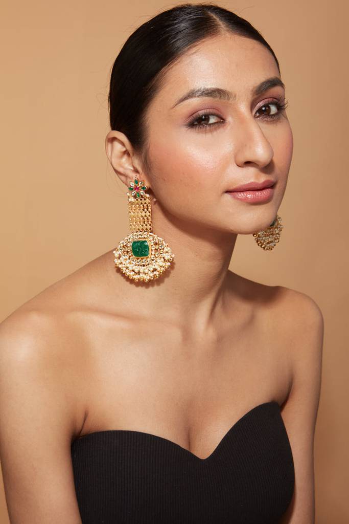 Gold Plated Kundan With Synthetic Emerald Dangle Earrings : VE350