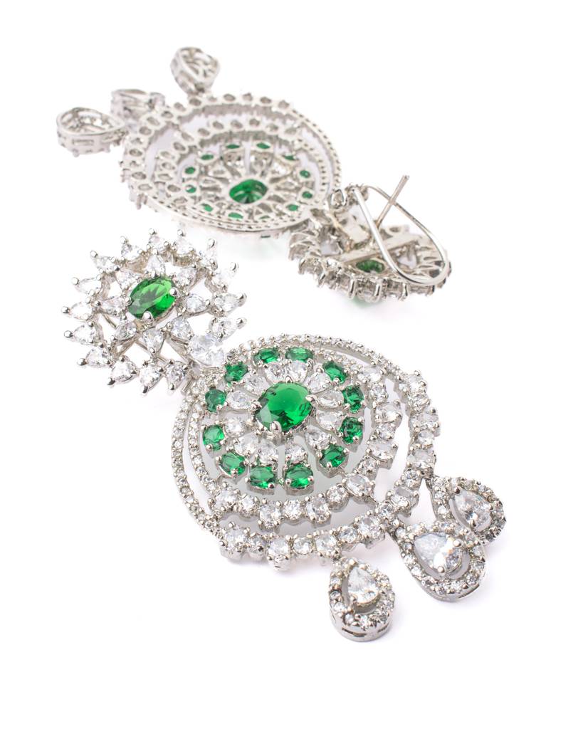 Vivinia By Vidhi Mehra Zia Silver Plated Green Womens Pair Of Chandbali Earrings -Ve838 : VE838