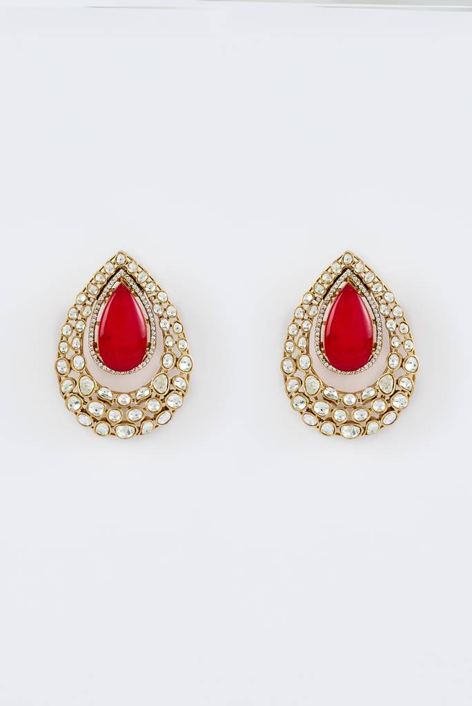 Vivinia By Vidhi Mehra Antara Gold Plated Red Womens Kundan, Polki Pair Of Stud Earrings (Freesize)-Ve859 : VE859