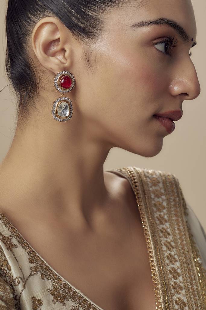 Vivinia By Vidhi Mehra Florance Gold Plated Red Womens Kundan, Polki Pair Of Dangler Earrings (Freesize)-Ve861 : VE861
