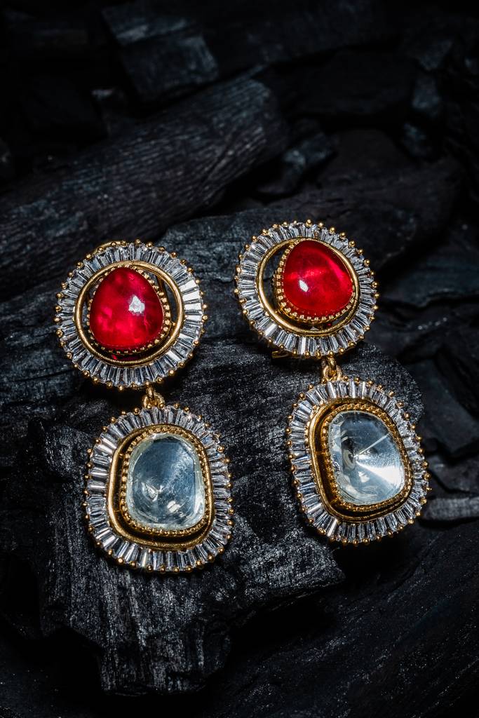 Vivinia By Vidhi Mehra Florance Gold Plated Red Womens Kundan, Polki Pair Of Dangler Earrings (Freesize)-Ve861 : VE861