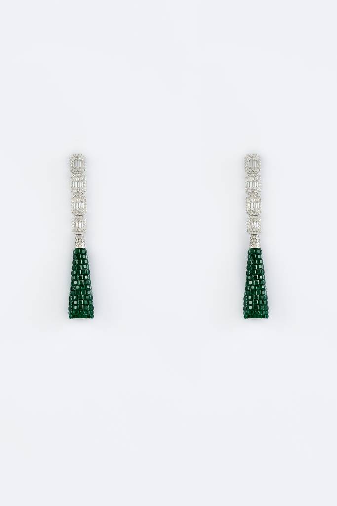 Vivinia By Vidhi Mehra Zia Silver Plated Green Womens Zircon Pair Of Dangler Earrings (Freesize)-Ve870 : VE870