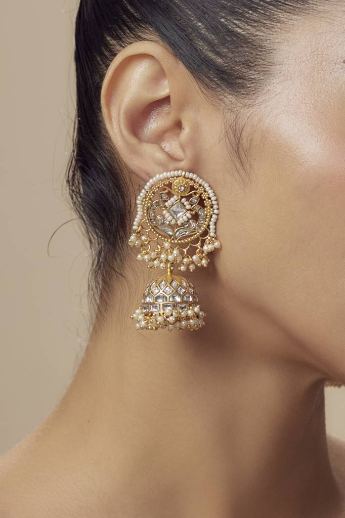 Vivinia By Vidhi Mehra Saadgi Gold Plated Womens Kundan, Polki Pair Of Dangler Earrings (Freesize)-Ve876 : VE876
