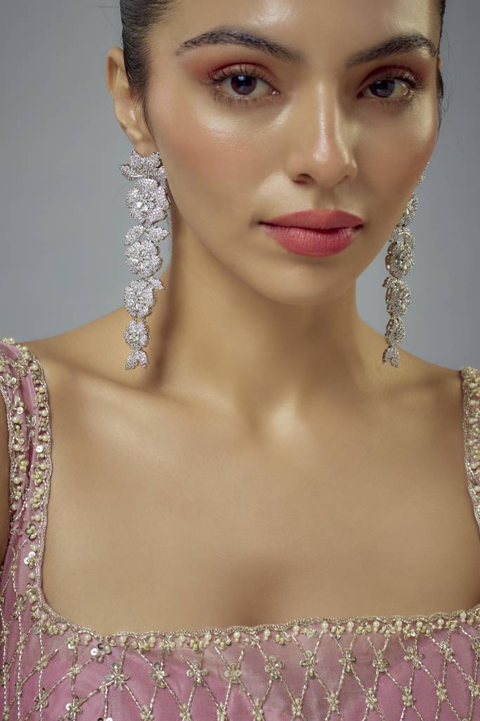 Vivinia By Vidhi Mehra Zia Silver Plated Zircon Womens Pair Of Danglers Earrings -Ve922 : VE922