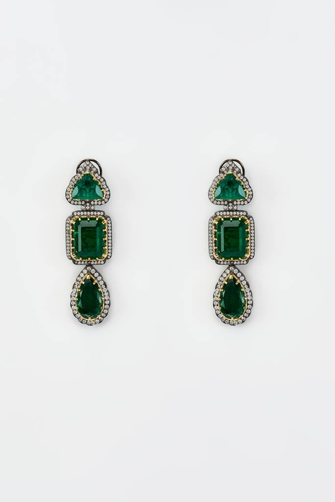 Vivinia By Vidhi Mehra Florence Silver Plated Green Zircon Womens Pair Of Danglers Earrings -Ve926 : VE926