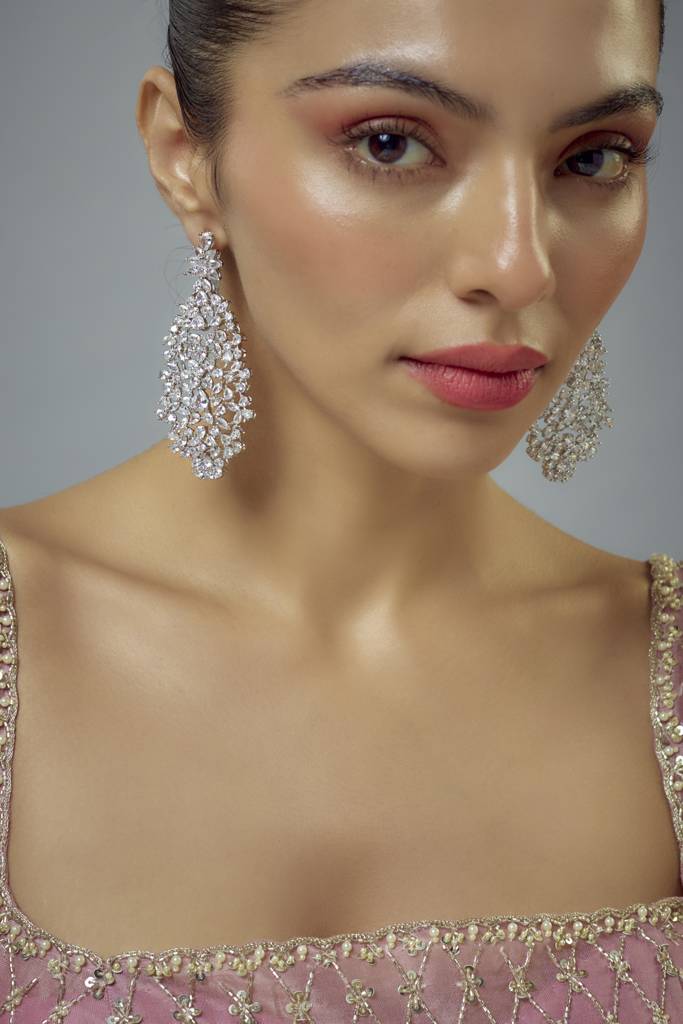 Vivinia By Vidhi Mehra Zia Silver Plated Zircon Womens Pair Of Danglers Earrings -Ve940 : VE940