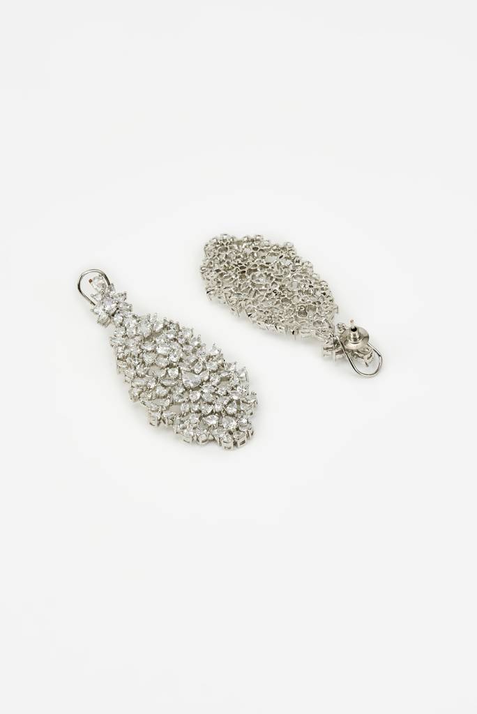 Vivinia By Vidhi Mehra Zia Silver Plated Zircon Womens Pair Of Danglers Earrings -Ve940 : VE940