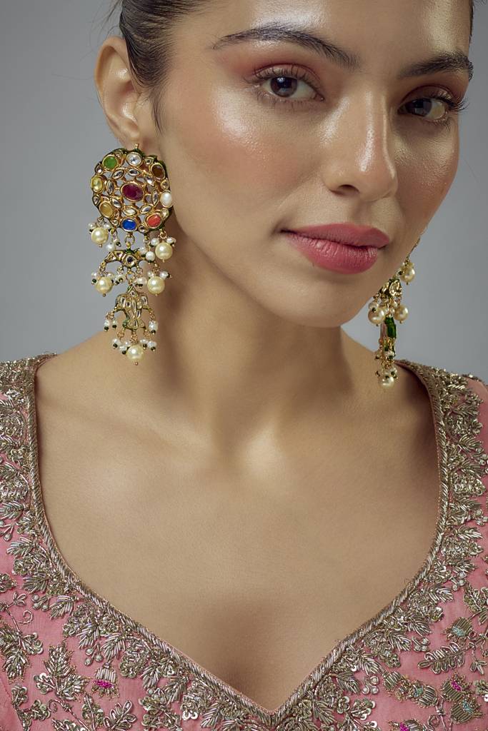 Vivinia By Vidhi Mehra Saadgi Gold Plated Multi Kundan, Polki Womens Pair Of Drop Earrings -Ve954 : VE954