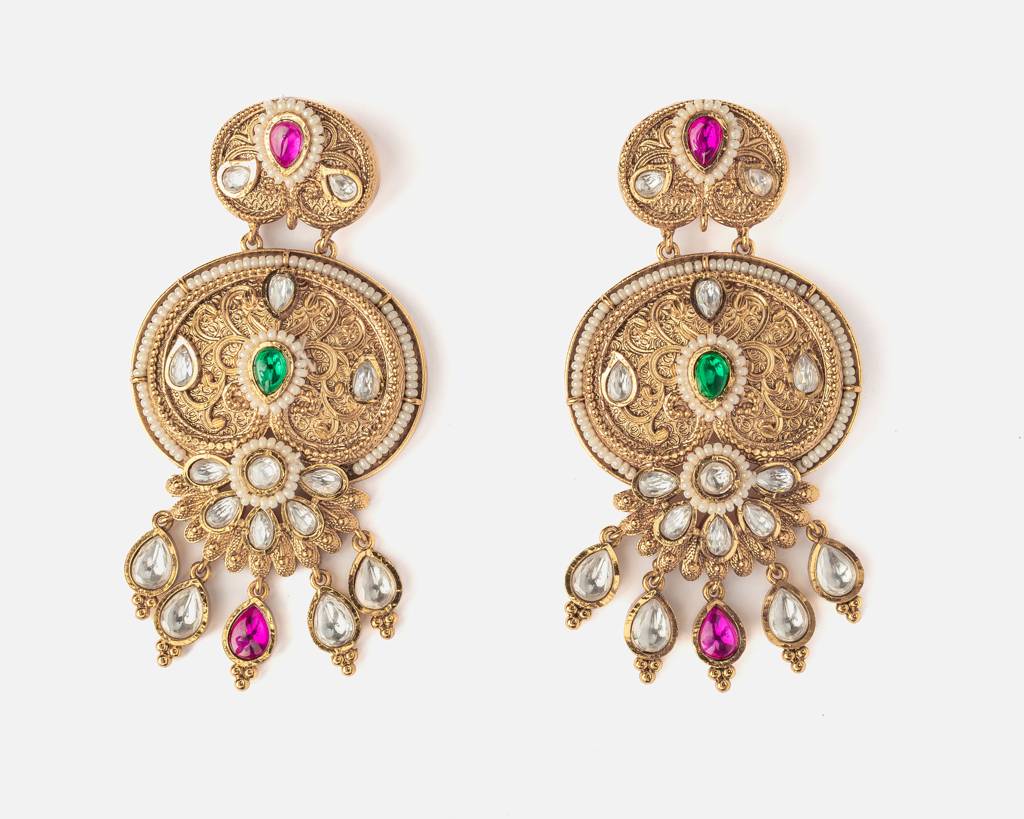 Vivinia By Vidhi Mehra Ismaarh 2.0 Gold/Multi Womens Pair Of Chandbali Earrings : VE989