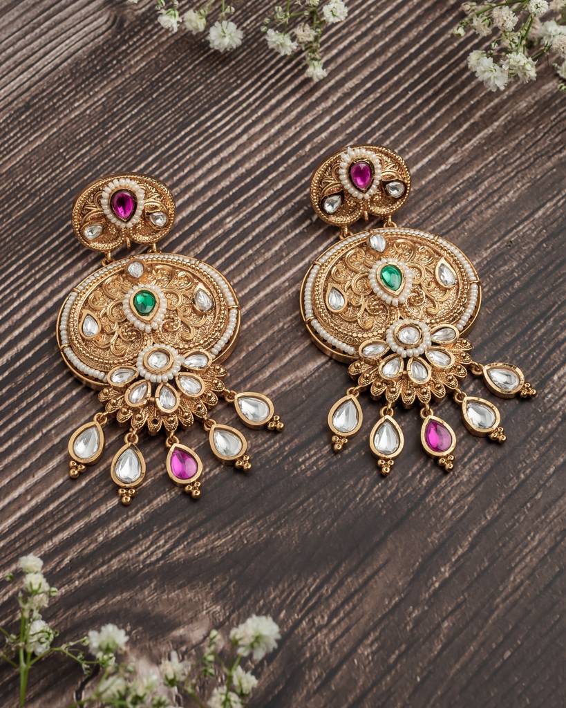 Vivinia By Vidhi Mehra Ismaarh 2.0 Gold/Multi Womens Pair Of Chandbali Earrings : VE989