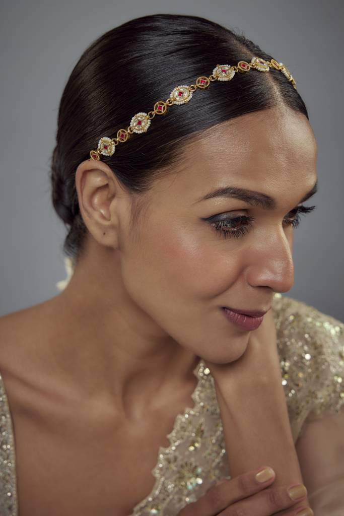 Vivinia By Vidhi Mehra Saadgi Gold Plated Red Kundan, Polki Womens Maathapatti -Vh191 : VH191