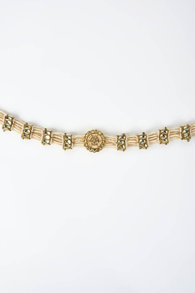 Vivinia By Vidhi Mehra Saadgi Gold Plated White Kundan, Polki Womens Maathapatti -Vh193 : VH193