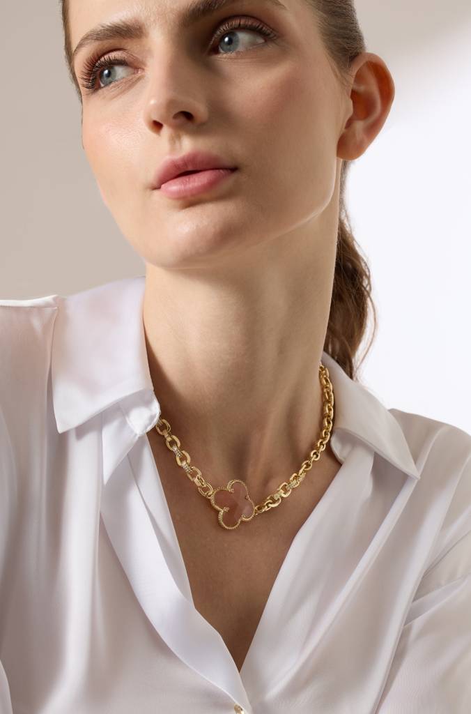 Lunhara Necklace : VIVNK0044
