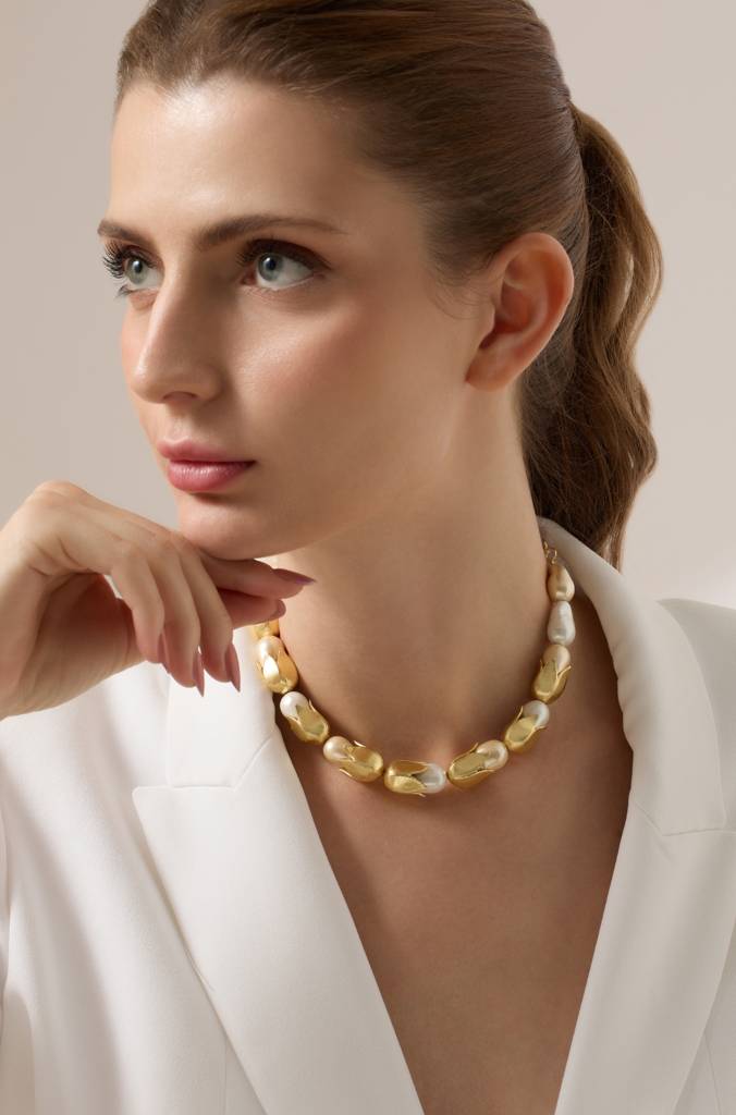 Azarelle Necklace : VIVNK0051