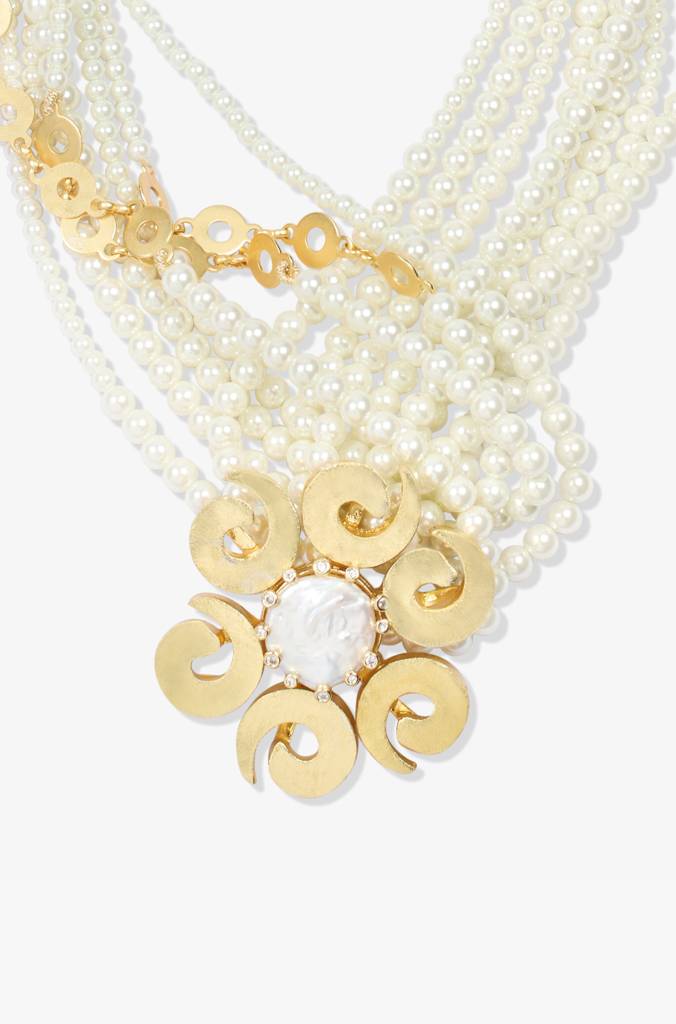 Eluneth Necklace : VIVNK0056