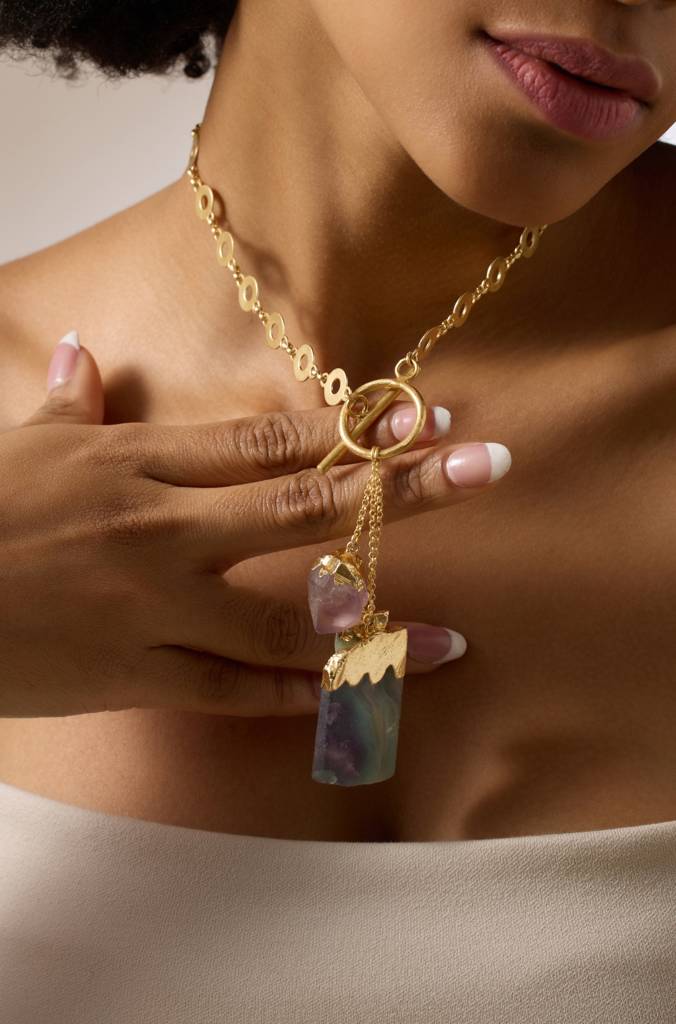 Veloura Necklace : VIVNK0059