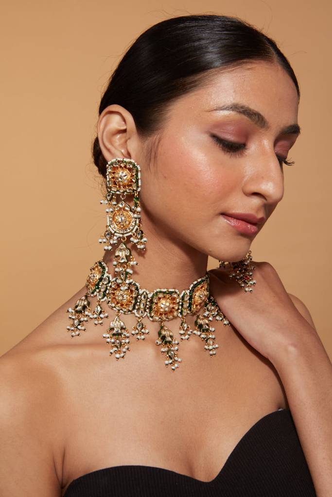 Gold Plated Kundan Studded With Dangling Beads Choker Necklace & Earrings Set : VN024