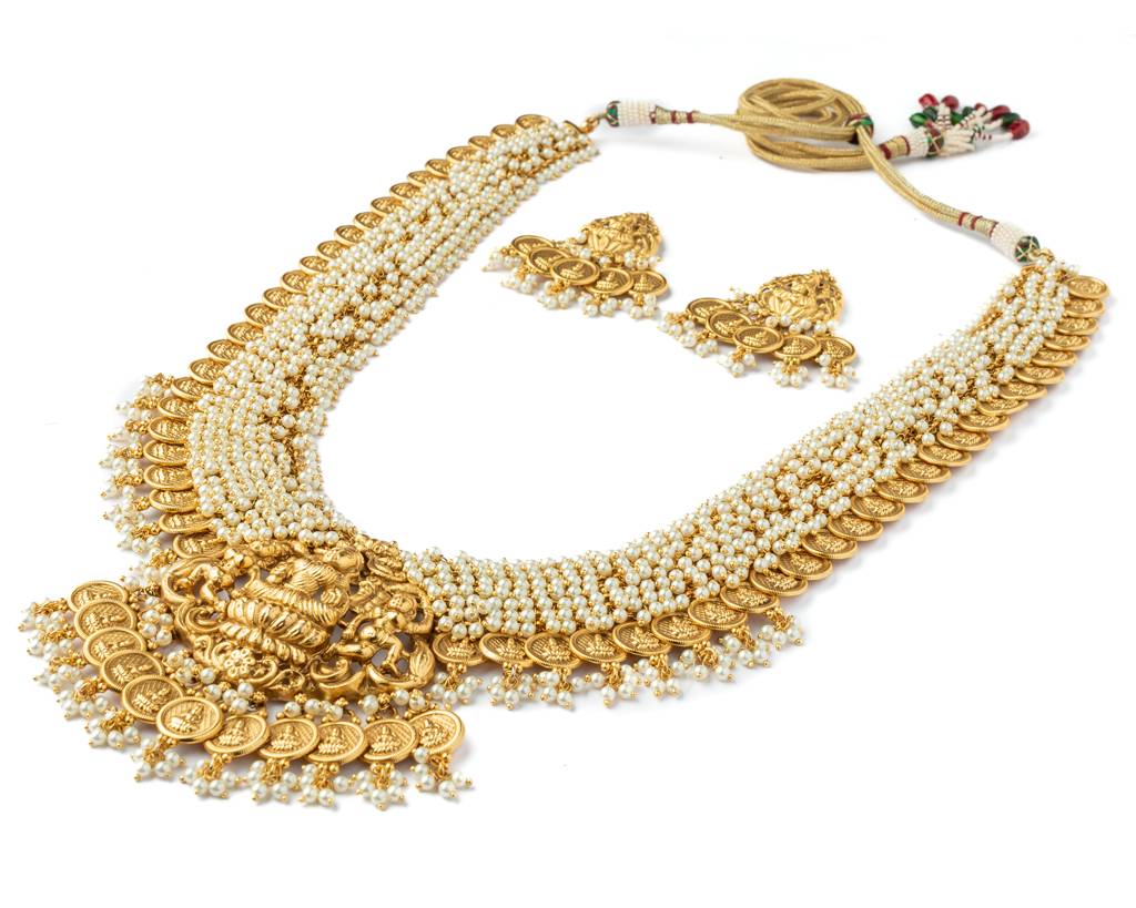 Vivinia By Vidhi Mehra Gold Plated Womens Kundan, Polki Necklace Set With Pair Of Earrings-Vn036 : VN036