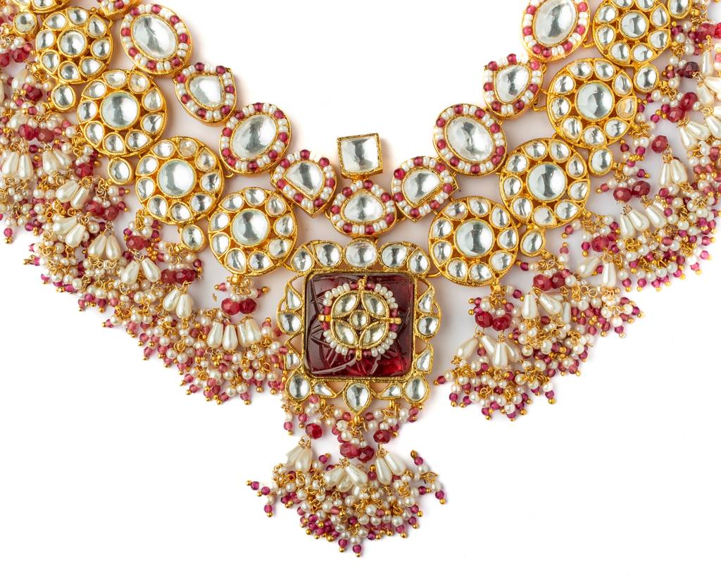 Vivinia By Vidhi Mehra Gold Plated Red Womens Kundan, Polki Necklace Set With Pair Of Earrings-Vn1003 : VN1003