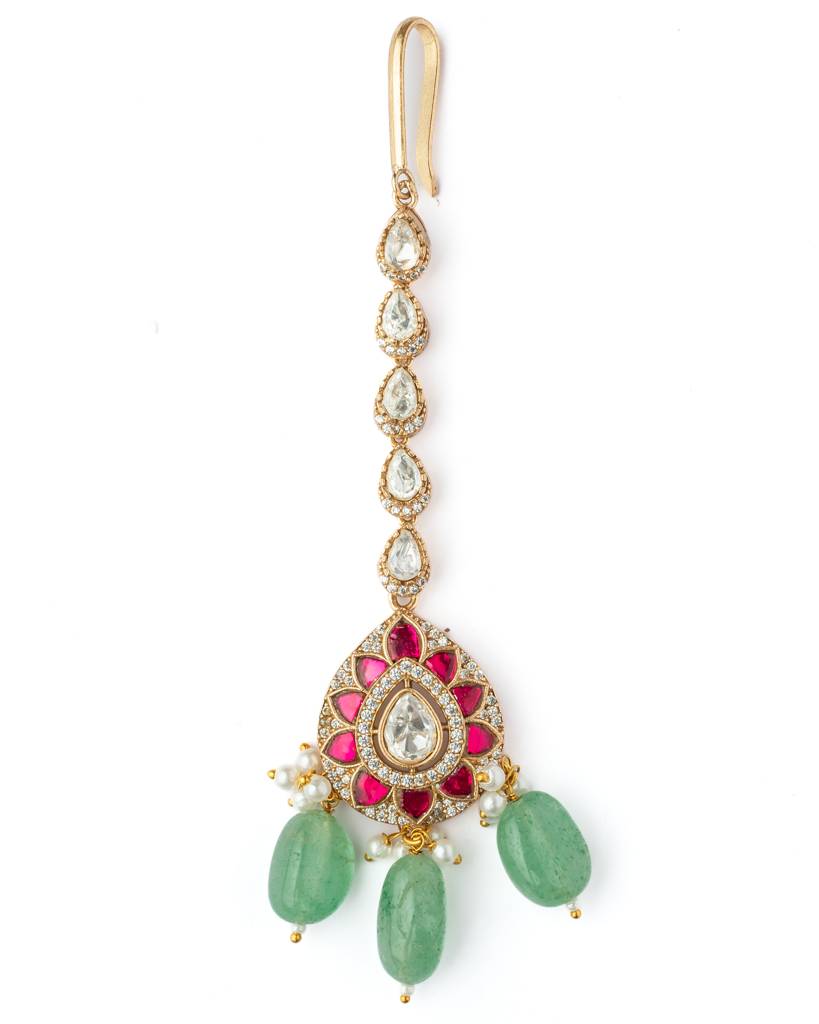 Vivinia By Vidhi Mehra Gold Plated Multicolored Womens Kundan, Polki Necklace Set With Pair Of Earrings & Maangtikka- : VN1004