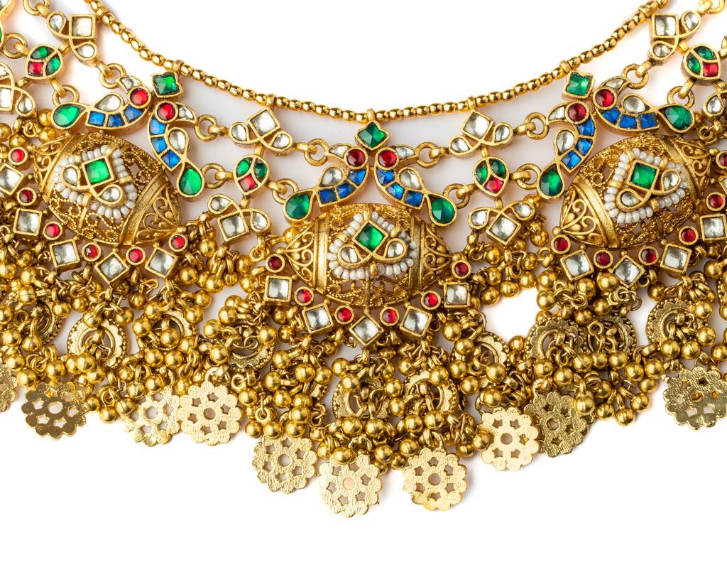 Vivinia By Vidhi Mehra Gold Plated Green Womens Synthetic Stone Necklace Set With Pair Of Earrings-Vn1005 : VN1005