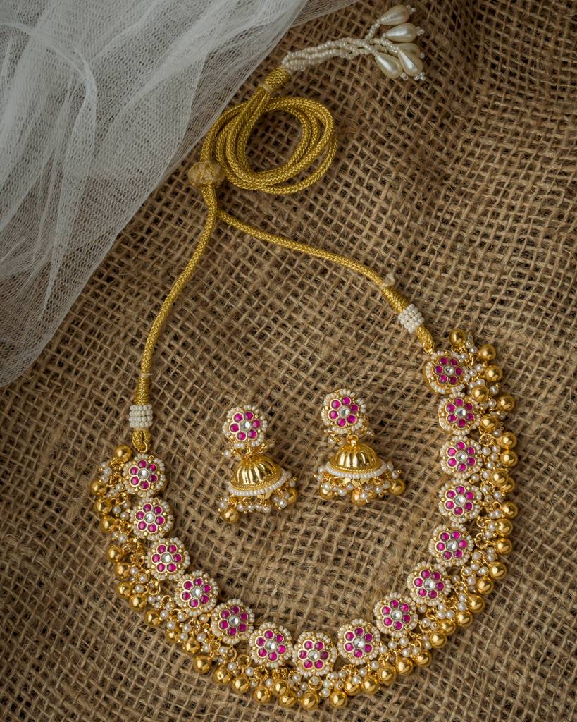 Vivinia By Vidhi Mehra Gold Plated Pink Womens Synthetic Stone Necklace Set With Pair Of Earrings-Vn1010 : VN1010