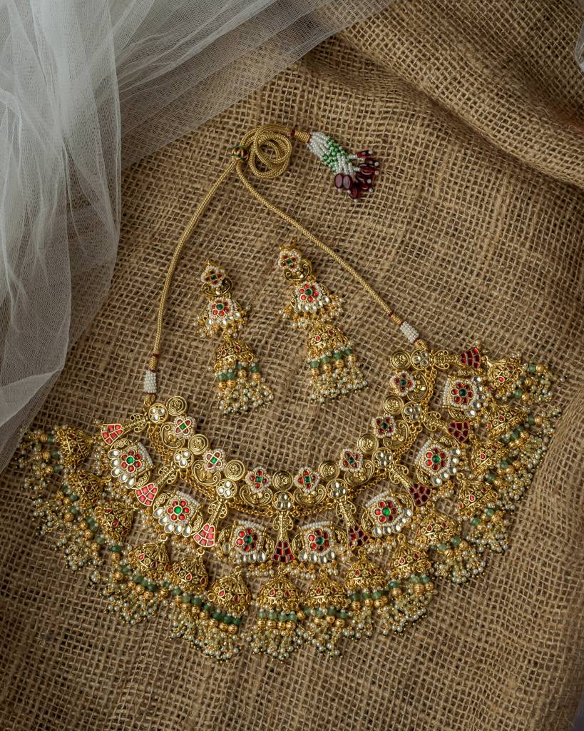 Vivinia By Vidhi Mehra Gold Plated Multicolored Womens Kundan, Polki Necklace Set With Pair Of Earrings-Vn1016 : VN1016